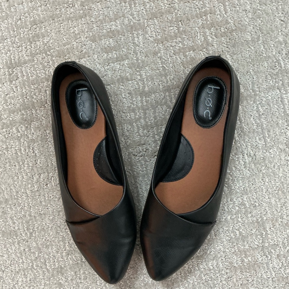 BOC black flats